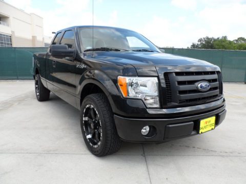 Tuxedo Black Ford F150 STX SuperCab.  Click to enlarge.