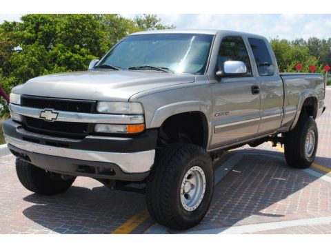 Light Pewter Metallic Chevrolet Silverado 2500 LS Extended Cab 4x4.  Click to enlarge.