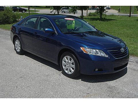 Blue Ribbon Metallic Toyota Camry XLE.  Click to enlarge.