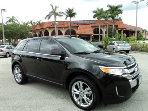 Tuxedo Black Metallic Ford Edge Limited.  Click to enlarge.