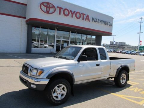 Lunar Mist Metallic Toyota Tacoma Xtracab 4x4.  Click to enlarge.