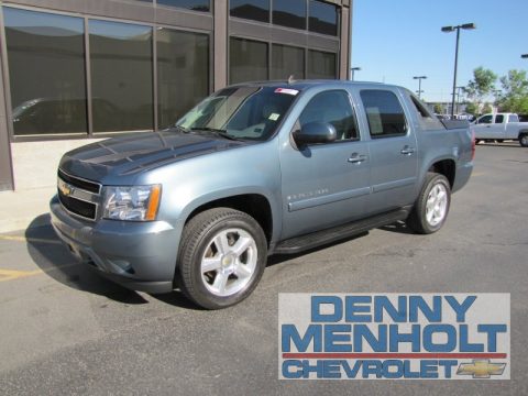 Blue Granite Metallic Chevrolet Avalanche LT 4x4.  Click to enlarge.