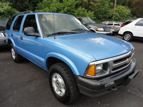 Light Stellar Blue Metallic Chevrolet Blazer LS 4x4.  Click to enlarge.