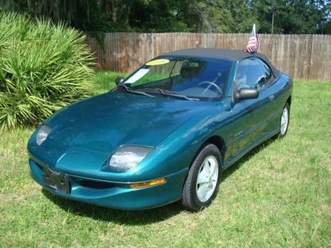 Medium Sea Green Metallic Pontiac Sunfire SE Convertible.  Click to enlarge.