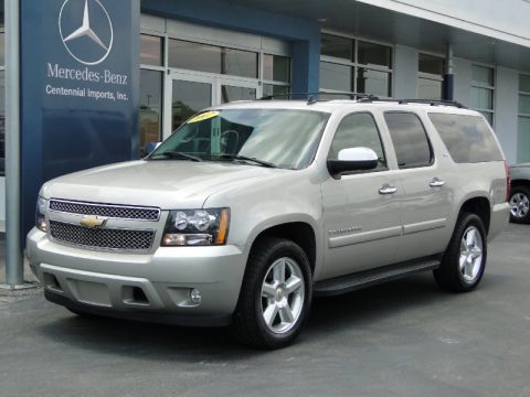 Silver Birch Metallic Chevrolet Suburban 1500 LTZ.  Click to enlarge.