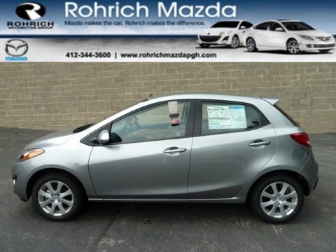 Liquid Silver Metallic Mazda MAZDA2 Touring.  Click to enlarge.