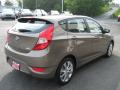 2012 Accent SE 5 Door #6 2012 Accent SE 5 Door #6