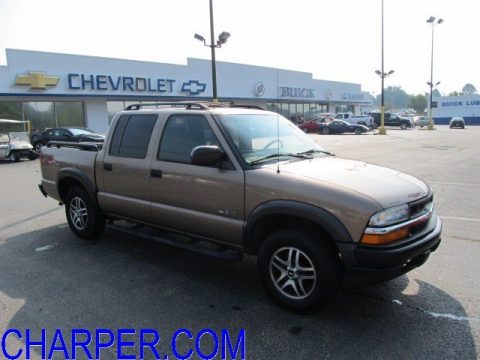 Sandalwood Metallic Chevrolet S10 LS ZR5 Crew Cab 4x4.  Click to enlarge.