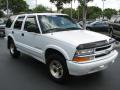 Front 3/4 View of 2000 Chevrolet Blazer Trailblazer #1 Front 3/4 View of 2000 Chevrolet Blazer Trailblazer #1