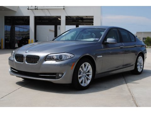 Space Gray Metallic BMW 5 Series 528i Sedan.  Click to enlarge.