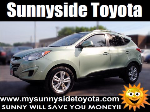 Kiwi Green Hyundai Tucson Limited AWD.  Click to enlarge.