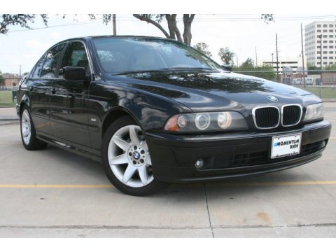 Jet Black BMW 5 Series 525i Sedan.  Click to enlarge.