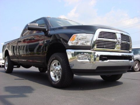 Brilliant Black Crystal Pearl Dodge Ram 2500 Big Horn Edition Crew Cab 4x4.  Click to enlarge.