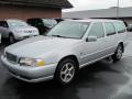 Front 3/4 View of 1999 Volvo V70 Wagon AWD #1