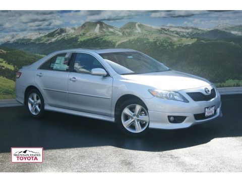Classic Silver Metallic Toyota Camry SE V6.  Click to enlarge.