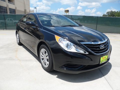 Midnight Black Hyundai Sonata GLS.  Click to enlarge.