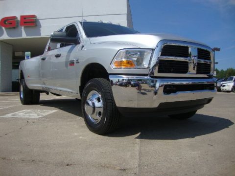 Bright Silver Metallic Dodge Ram 3500 HD ST Crew Cab 4x4 Dually.  Click to enlarge.