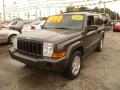 2006 Commander  #3