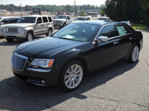 Gloss Black Chrysler 300 Limited.  Click to enlarge.