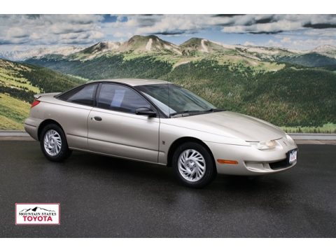 Gold Saturn S Series SC1 Coupe.  Click to enlarge.