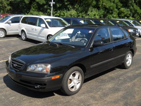 Black Obsidian Hyundai Elantra GT Hatchback.  Click to enlarge.