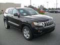 Front 3/4 View of 2012 Jeep Grand Cherokee Laredo X Package 4x4 #5