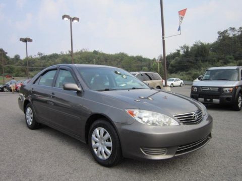 Phantom Gray Pearl Toyota Camry LE. Click to enlarge. Phantom Gray Pearl Toyota Camry LE. Click to enlarge.