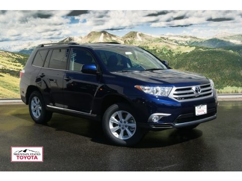 Nautical Blue Metallic Toyota Highlander SE 4WD.  Click to enlarge.