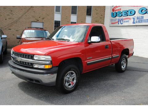 Victory Red Chevrolet Silverado 1500 LS Regular Cab 4x4.  Click to enlarge.