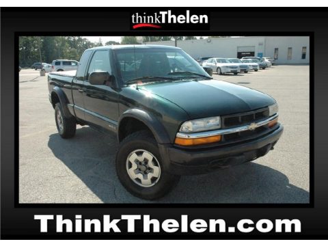 Forest Green Metallic Chevrolet S10 ZR2 Extended Cab 4x4.  Click to enlarge.