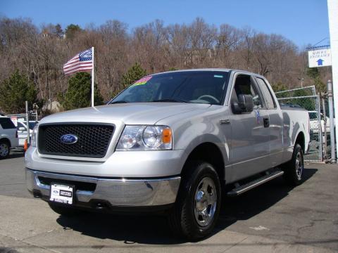 Silver Metallic Ford F150 XL SuperCab 4x4.  Click to enlarge.