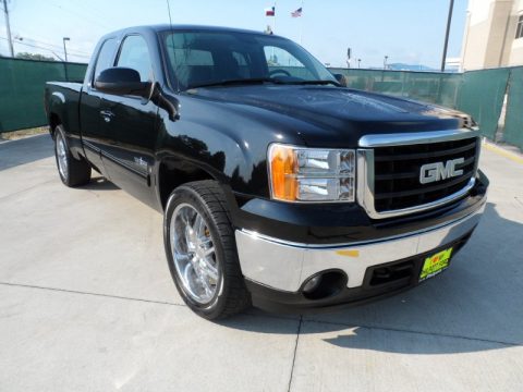 Onyx Black GMC Sierra 1500 SLE Extended Cab.  Click to enlarge.