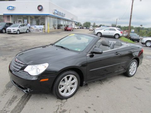 Brilliant Black Crystal Pearl Chrysler Sebring Touring Hardtop Convertible. Click to enlarge.