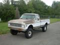 Front 3/4 View of 1972 Chevrolet C/K K10 Custom Regular Cab 4x4 #3