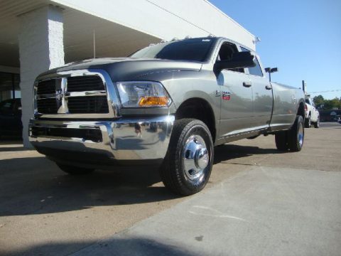 Mineral Gray Pearl Dodge Ram 3500 HD ST Crew Cab 4x4 Dually.  Click to enlarge.