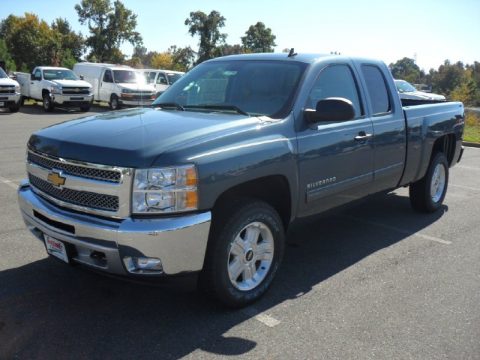 Blue Granite Metallic Chevrolet Silverado 1500 LT Extended Cab 4x4.  Click to enlarge.