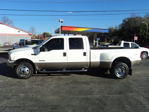 Oxford White Ford F350 Super Duty Lariat Crew Cab 4x4 Dually.  Click to enlarge.