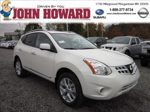 Pearl White Nissan Rogue SL AWD.  Click to enlarge.