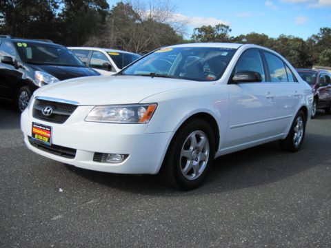 Powder White Pearl Hyundai Sonata GLS V6.  Click to enlarge.