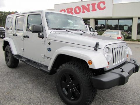 Bright Silver Metallic Jeep Wrangler Unlimited Sahara Arctic Edition 4x4.  Click to enlarge.