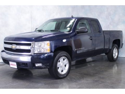 Dark Blue Metallic Chevrolet Silverado 1500 LT Extended Cab 4x4.  Click to enlarge.