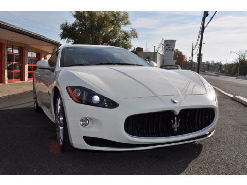 Bianco Eldorado (White) Maserati GranTurismo S.  Click to enlarge.