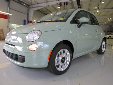 Verde Chiaro (Light Green) Fiat 500 c cabrio Pop.  Click to enlarge.