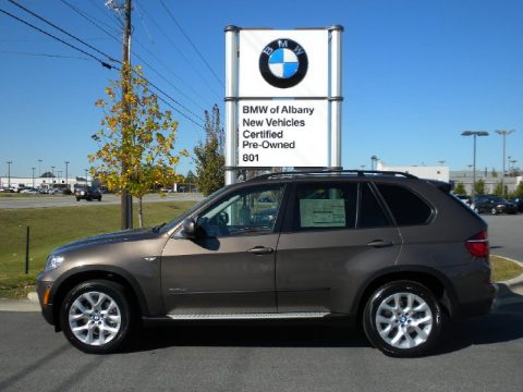 Sparkling Bronze Metallic BMW X5 xDrive35i Premium. Click to enlarge. Sparkling Bronze Metallic BMW X5 xDrive35i Premium. Click to enlarge.