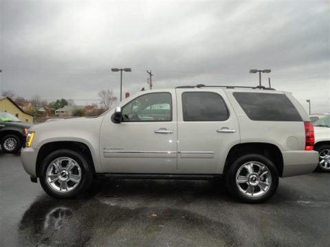 Silver Birch Metallic Chevrolet Tahoe LTZ 4x4.  Click to enlarge.