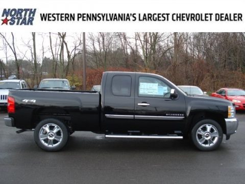 Black Chevrolet Silverado 1500 LT Extended Cab 4x4.  Click to enlarge.