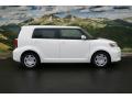  2012 Scion xB Super White #2