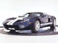 Front 3/4 View of 2005 Ford GT  #4