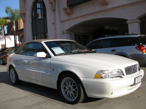 White Volvo C70 LT Convertible. Click to enlarge.