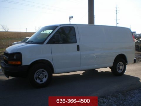 Summit White Chevrolet Express 2500 Work Van.  Click to enlarge.